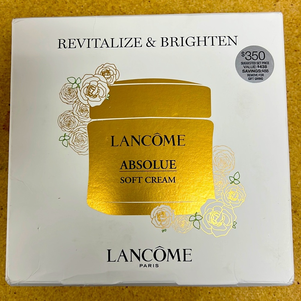 Brand new Lancome Revitalize & Brighten!!